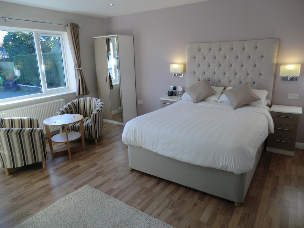 Coombe Dale Accommodation Lulsgate Bottom Habitación foto