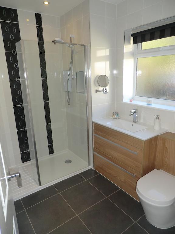 Coombe Dale Accommodation Lulsgate Bottom Habitación foto